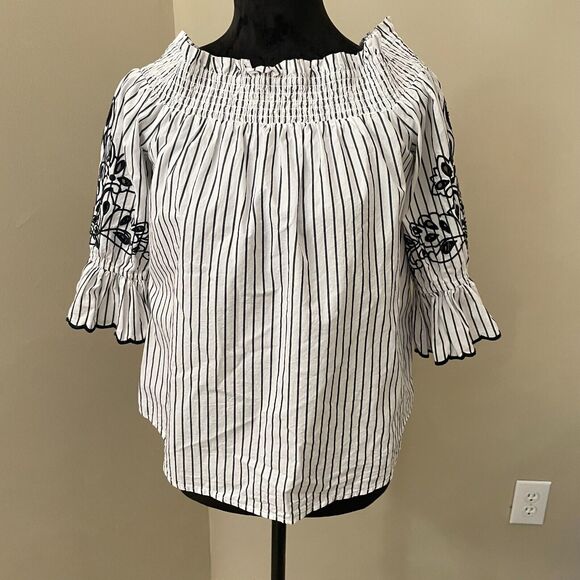 Chico’s Off Shoulder Blouse Size 1 Medium Black White Stripe Smocked Bell Sleeve - Picture 1 of 12